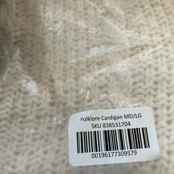 Official Taylor Swift Folklore Cardigan (size: m/l) - Picture 4 of 4